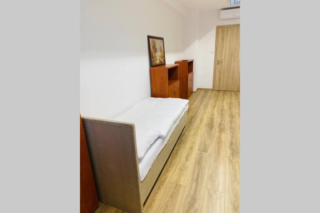 Apartman Solax, Ucnovska 8, Kosice Saca Exterior photo
